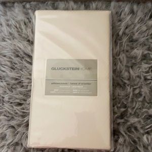 BNIP Gluckstein Home pillow cases. Ivory.